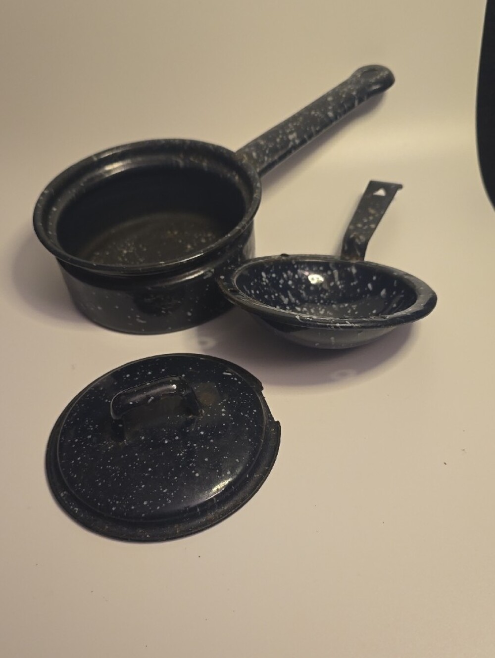 Speckled Black Enamel Saucepan and Egg Poacher Set - Black